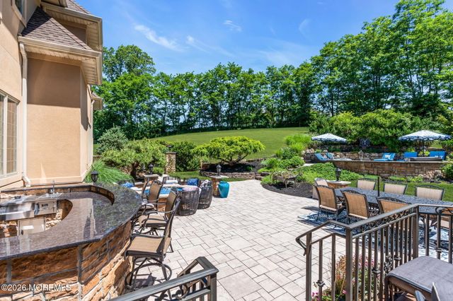 24 Embry Farm Road, Marlboro, NJ 07746