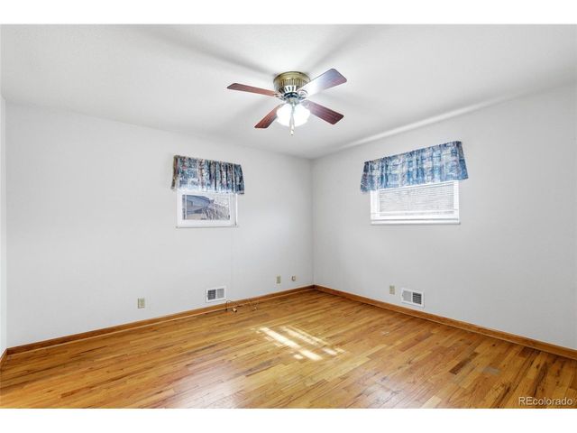 1885 E 115th Ave, Northglenn, CO 80233