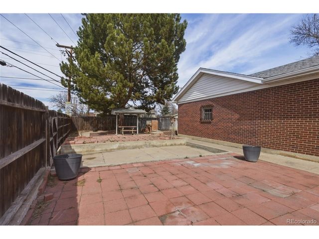 1885 E 115th Ave, Northglenn, CO 80233