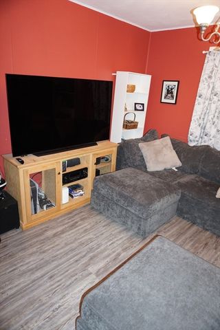 112 Durant St, Lowell, MA 01850