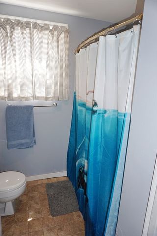 112 Durant St, Lowell, MA 01850