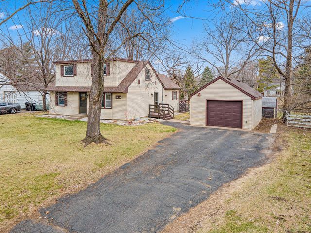 2051 107th Avenue NW, Coon Rapids, MN 55433