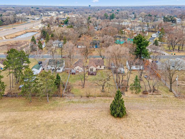 2051 107th Avenue NW, Coon Rapids, MN 55433