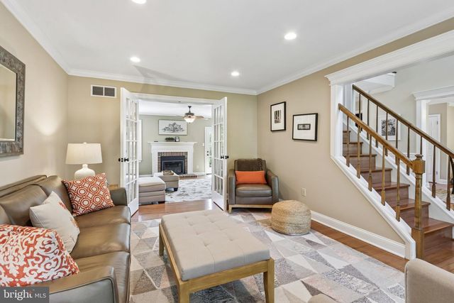 116 LONGWOOD CIR, Doylestown, PA 18901