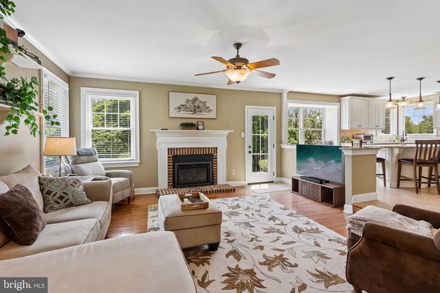 116 LONGWOOD CIR, Doylestown, PA 18901