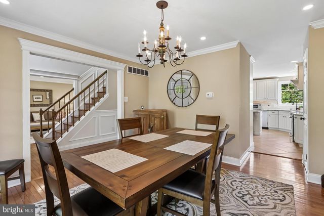 116 LONGWOOD CIR, Doylestown, PA 18901