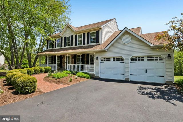 116 LONGWOOD CIR, Doylestown, PA 18901