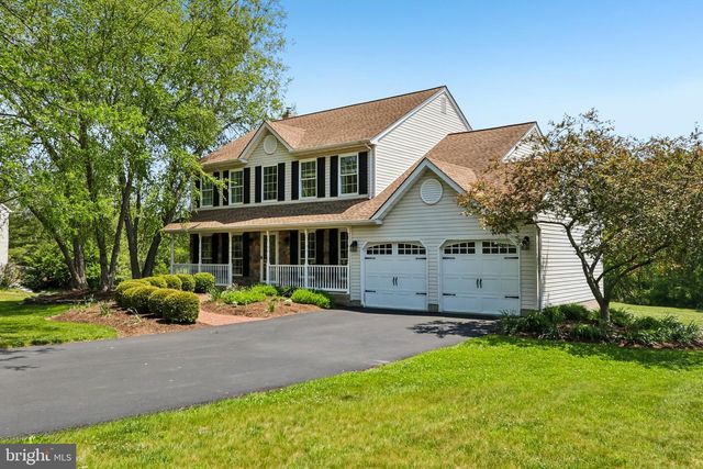 116 LONGWOOD CIR, Doylestown, PA 18901