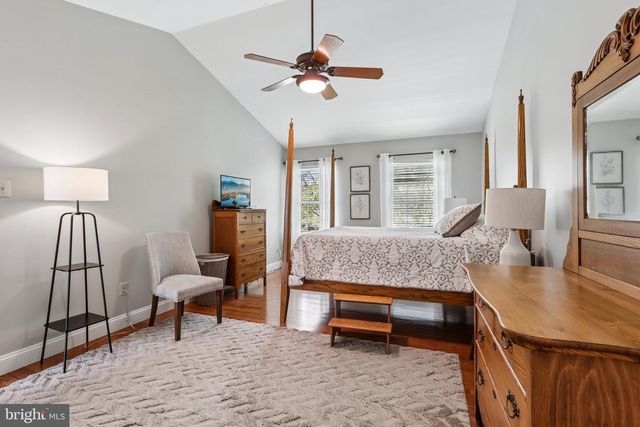 116 LONGWOOD CIR, Doylestown, PA 18901