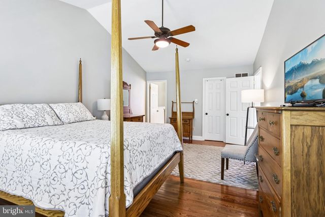 116 LONGWOOD CIR, Doylestown, PA 18901