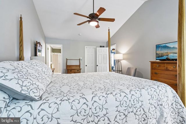 116 LONGWOOD CIR, Doylestown, PA 18901