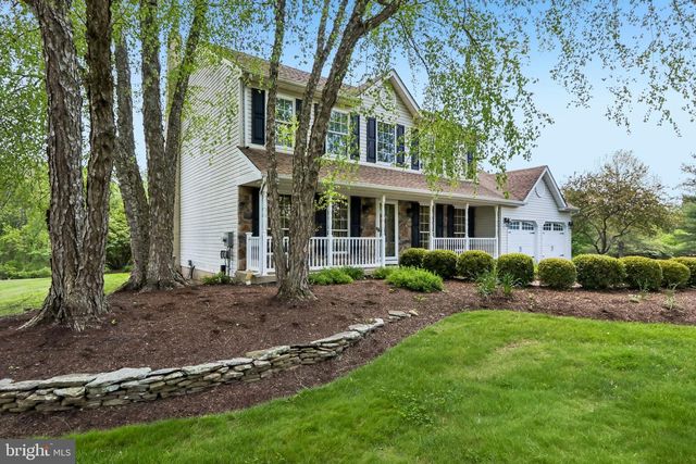 116 LONGWOOD CIR, Doylestown, PA 18901