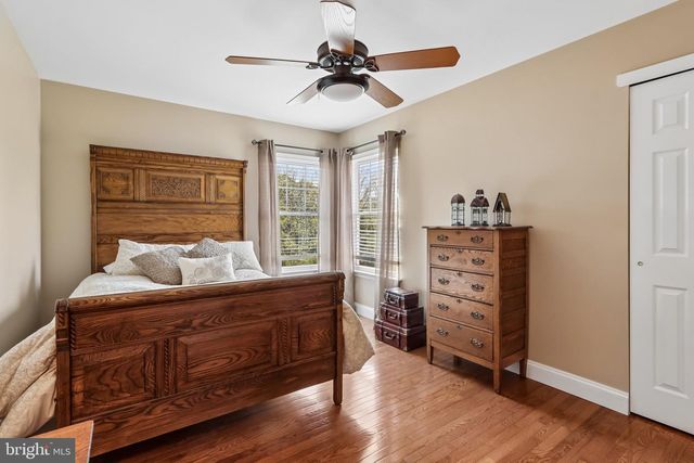 116 LONGWOOD CIR, Doylestown, PA 18901
