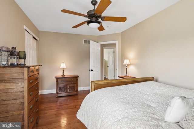 116 LONGWOOD CIR, Doylestown, PA 18901