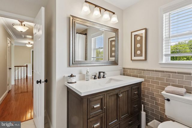 116 LONGWOOD CIR, Doylestown, PA 18901