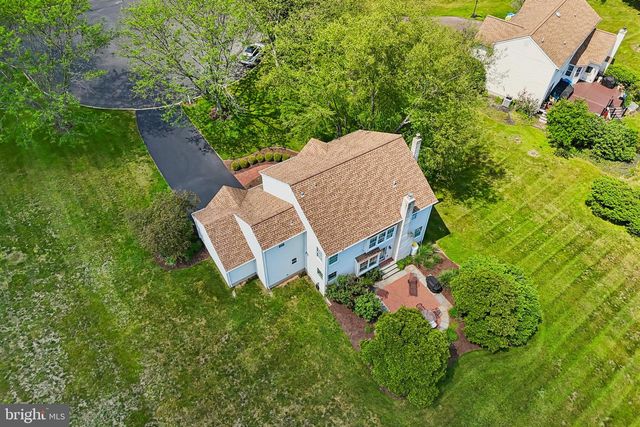 116 LONGWOOD CIR, Doylestown, PA 18901