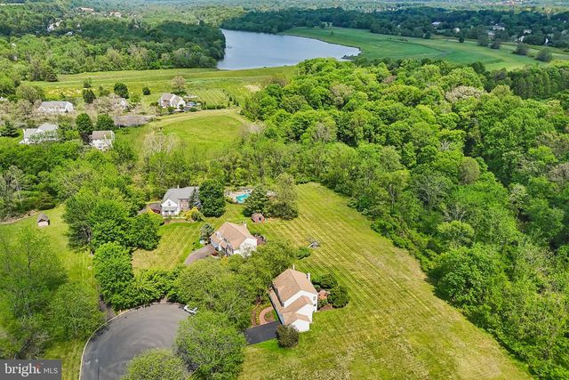 116 LONGWOOD CIR, Doylestown, PA 18901