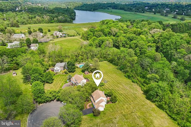 116 LONGWOOD CIR, Doylestown, PA 18901