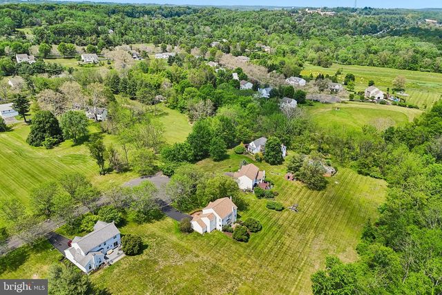 116 LONGWOOD CIR, Doylestown, PA 18901