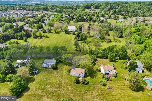 116 LONGWOOD CIR, Doylestown, PA 18901