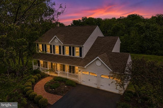 116 LONGWOOD CIR, Doylestown, PA 18901