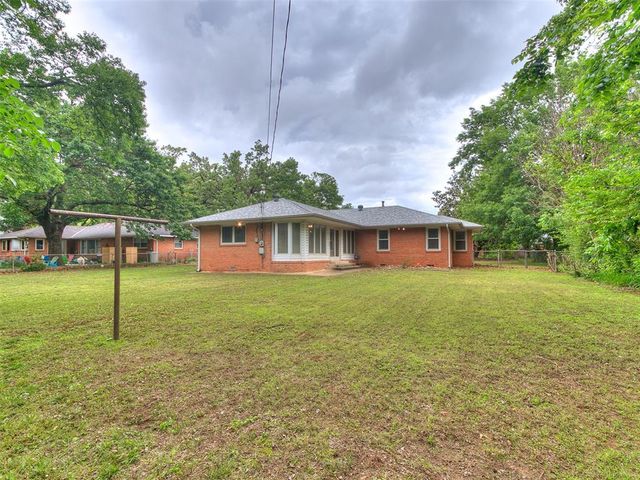 1214 Cruce Street, Norman, OK 73069