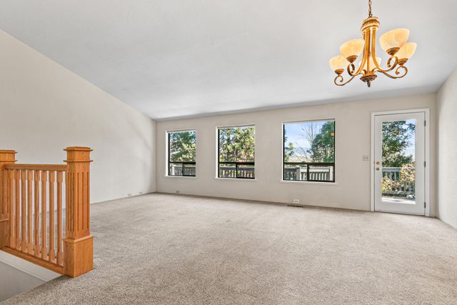 580 Weller Lane, Ashland, OR 97520