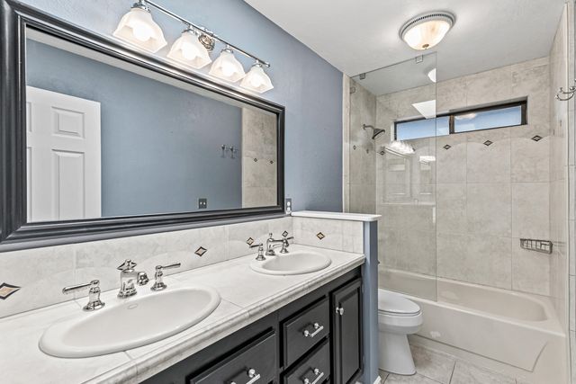 580 Weller Lane, Ashland, OR 97520