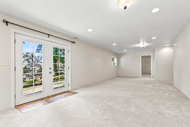 580 Weller Lane, Ashland, OR 97520