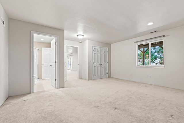 580 Weller Lane, Ashland, OR 97520