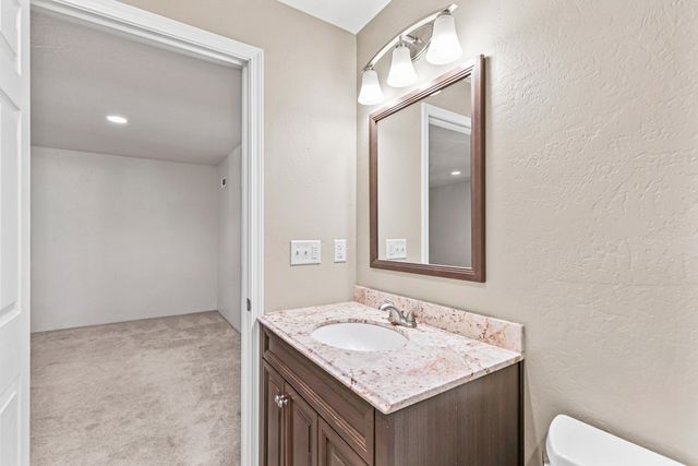 580 Weller Lane, Ashland, OR 97520