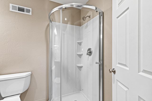 580 Weller Lane, Ashland, OR 97520