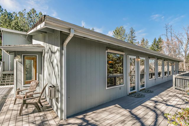 580 Weller Lane, Ashland, OR 97520