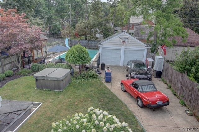 333 Brantwood Road, Amherst, NY 14226