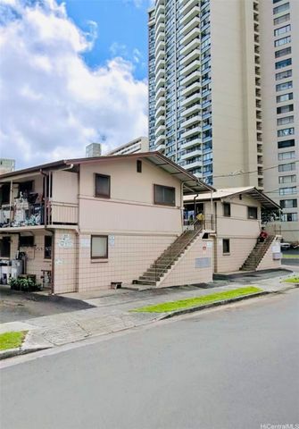 705 Hoawa Street, Honolulu, HI 96826