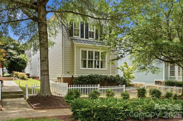 716 Shady Grove Crossing, Fort Mill, SC 29708