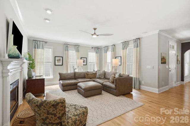 716 Shady Grove Crossing, Fort Mill, SC 29708