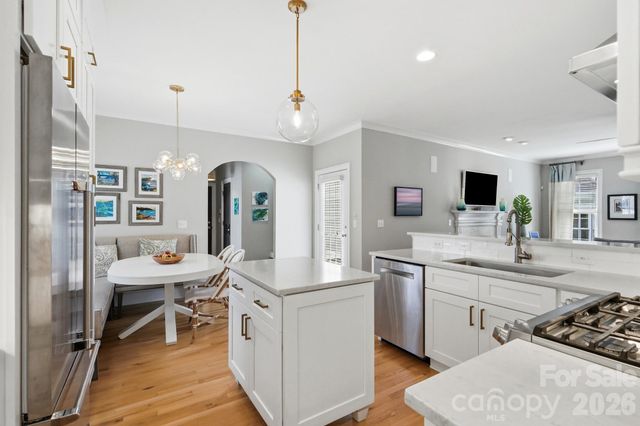716 Shady Grove Crossing, Fort Mill, SC 29708