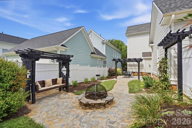 716 Shady Grove Crossing, Fort Mill, SC 29708