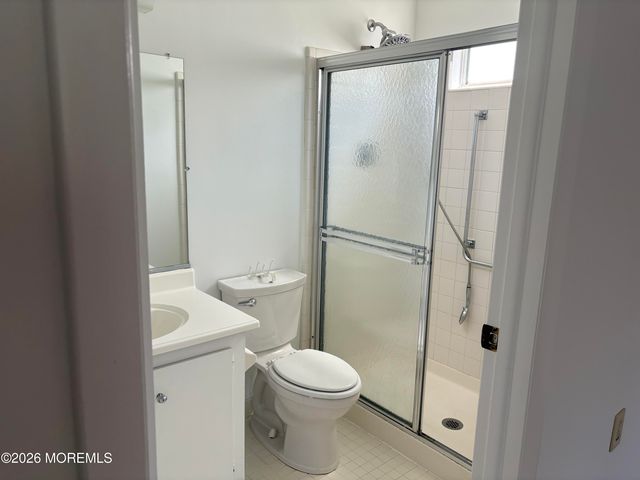 21 Newbury Row, Manchester, NJ 08759