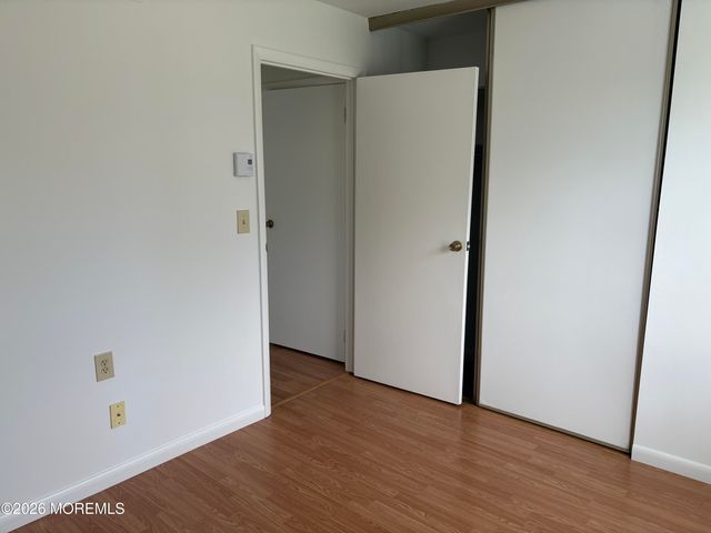 21 Newbury Row, Manchester, NJ 08759