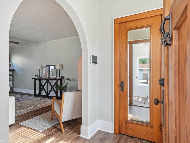 22823 Visnaw Street, Saint Clair Shores, MI 48081