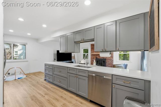 45179 Rudgate Road, Canton, MI 48188