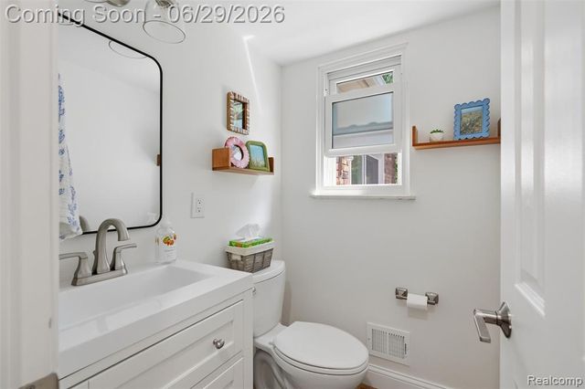 45179 Rudgate Road, Canton, MI 48188