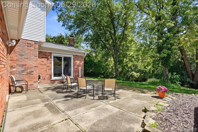 45179 Rudgate Road, Canton, MI 48188