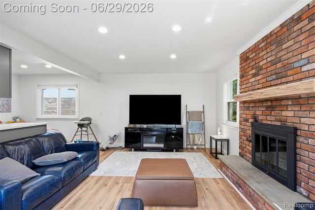 45179 Rudgate Road, Canton, MI 48188