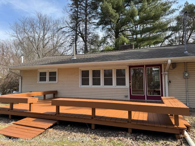 4589 Van Atta Road, Okemos, MI 48864