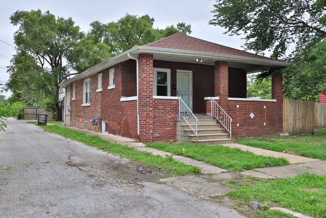 15032 Marshfield Avenue, Harvey, IL 60426