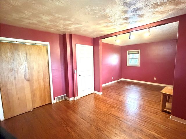 312 Berg Road, Ontario, NY 14519