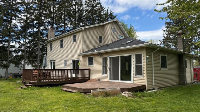 312 Berg Road, Ontario, NY 14519